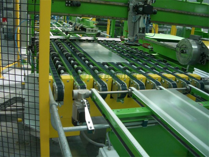 汽車(chē)玻璃生產(chǎn)線(xiàn)3