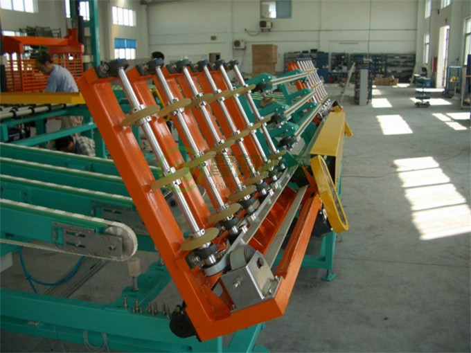 汽車(chē)玻璃生產(chǎn)線(xiàn)4