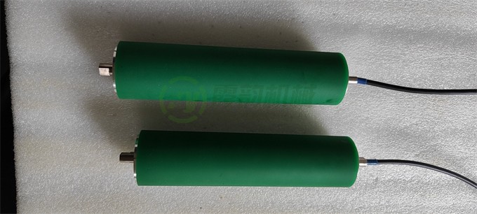 1676036539724057.jpg 包聚氨酯電動(dòng)滾筒3.jpg